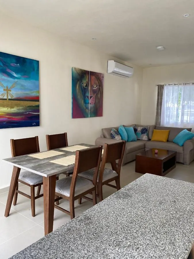 Dom wakacyjny Cozy Family Vacation Home Near The Beach! Playa del Carmen