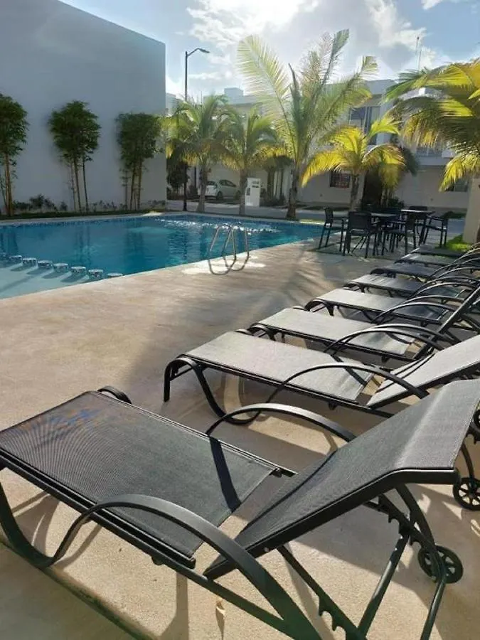 Cozy Family Vacation Home Near The Beach! Playa del Carmen