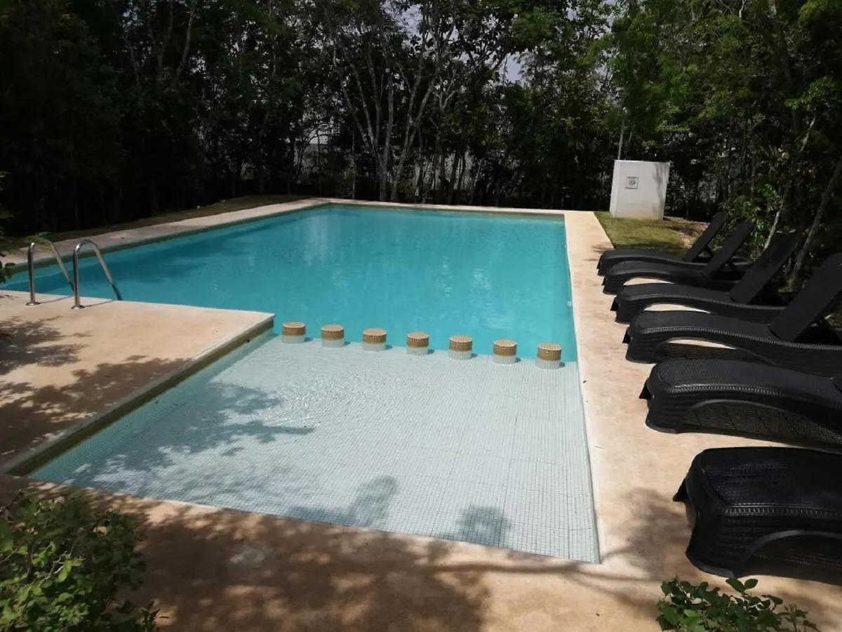 Cozy Family Vacation Home Near The Beach! Playa del Carmen Dom wakacyjny