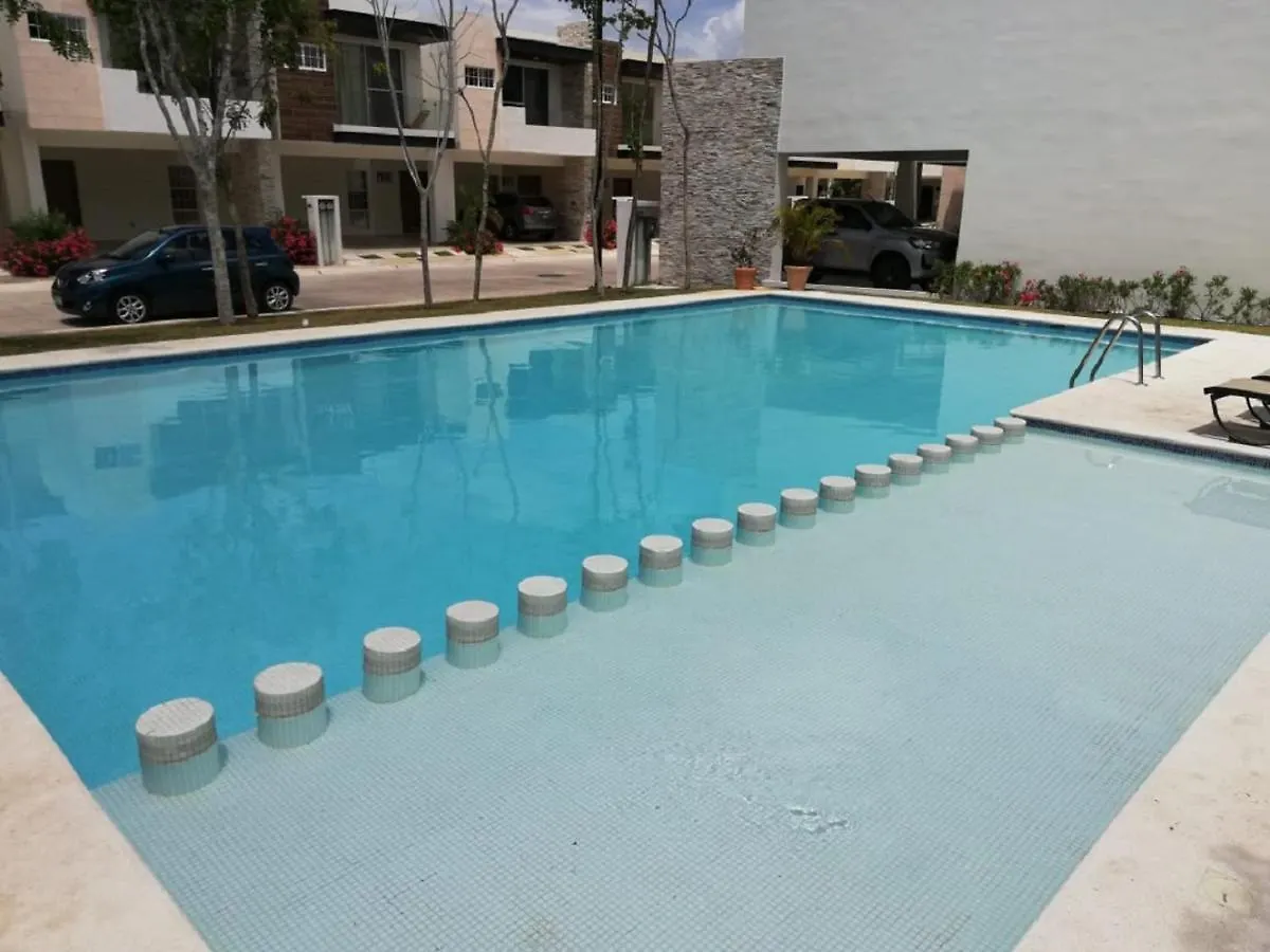 Dom wakacyjny Cozy Family Vacation Home Near The Beach! Playa del Carmen Meksyk