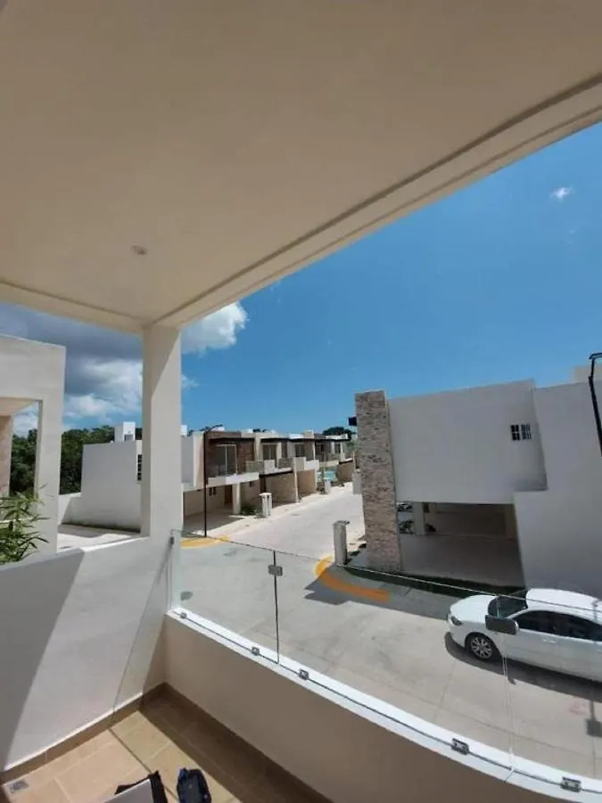 Cozy Family Vacation Home Near The Beach! بلايا ديل كارمن بيت للعطل