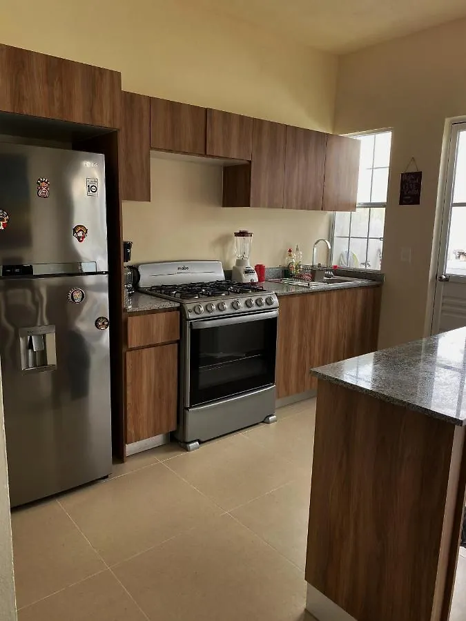 度假居 Cozy Family Vacation Home Near The Beach! 普拉亚卡门